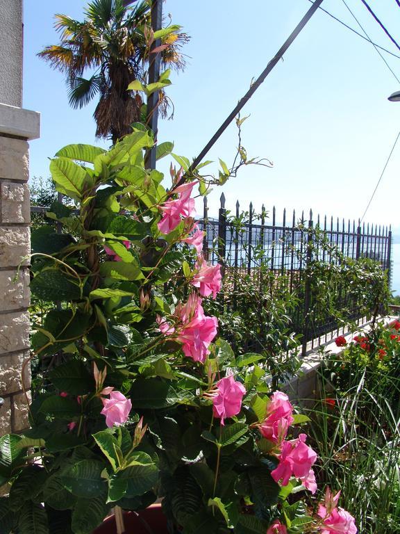 Apartments Anamarija Opatija Exterior photo